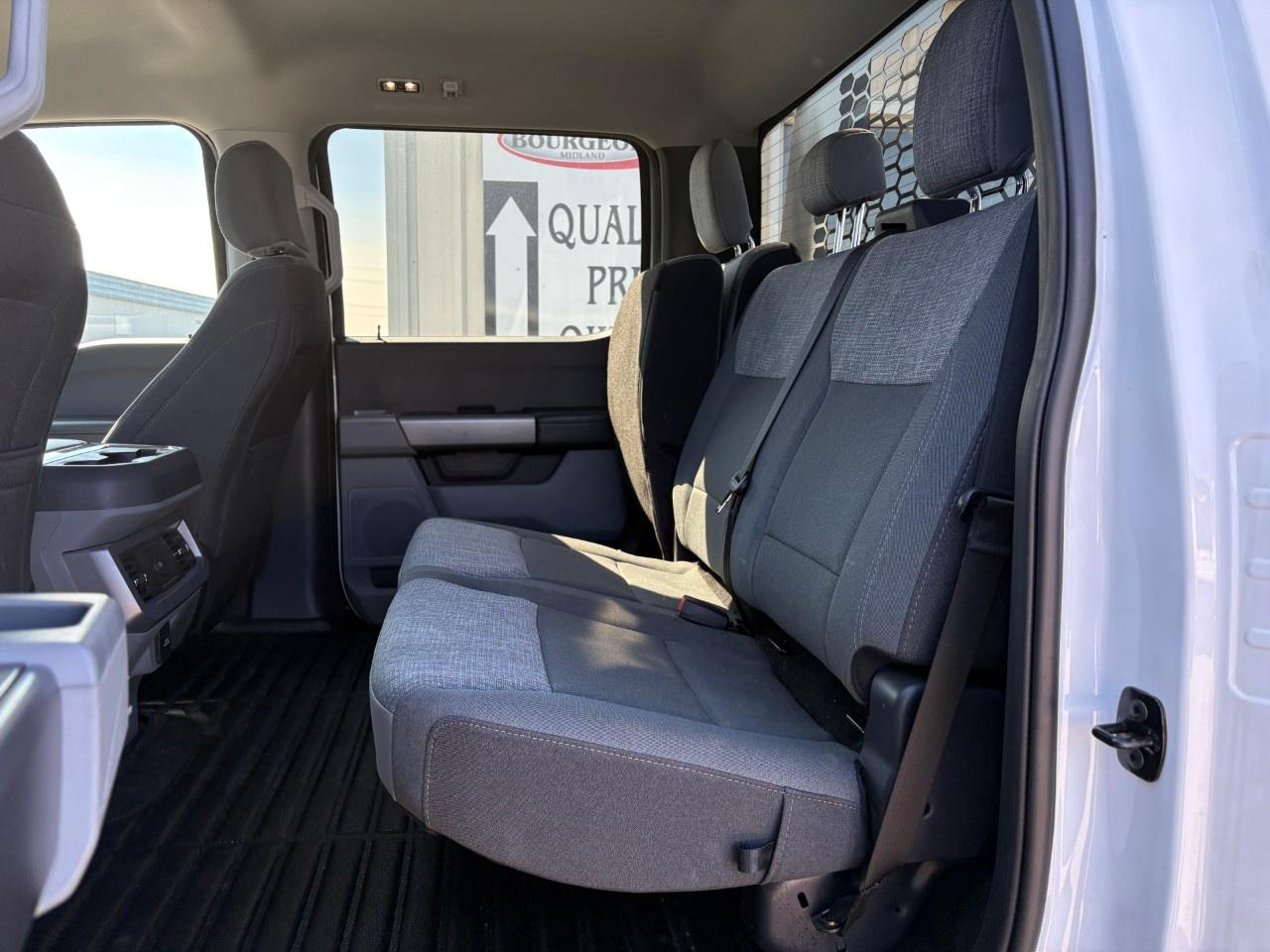 2025 Ford F-550 Super Duty DRW Photo