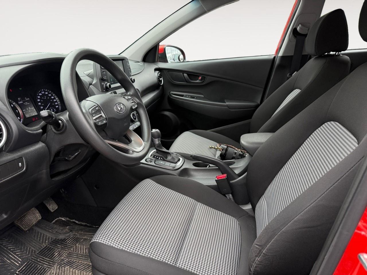 2019 Hyundai KONA 2.0L Essential FWD Photo