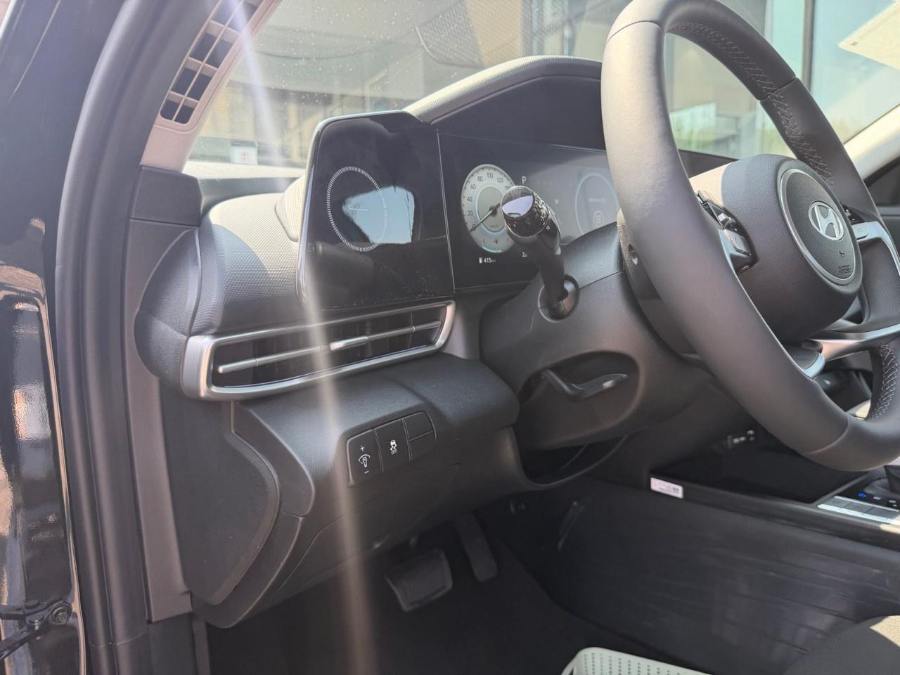 2026 Hyundai Elantra Preferred IVT w/Tech Pkg Photo