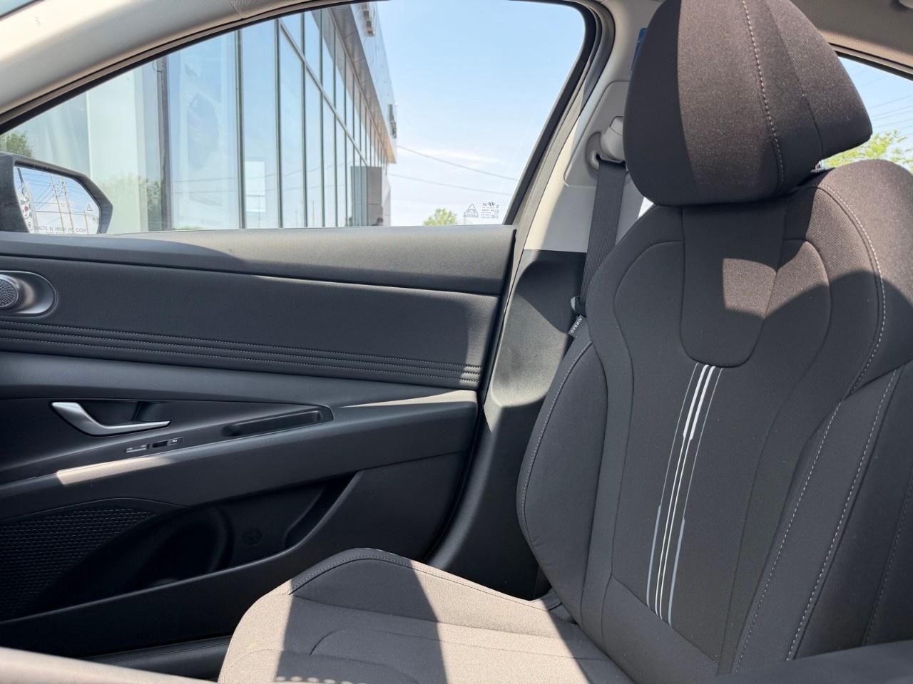 2026 Hyundai Elantra Preferred IVT w/Tech Pkg Photo