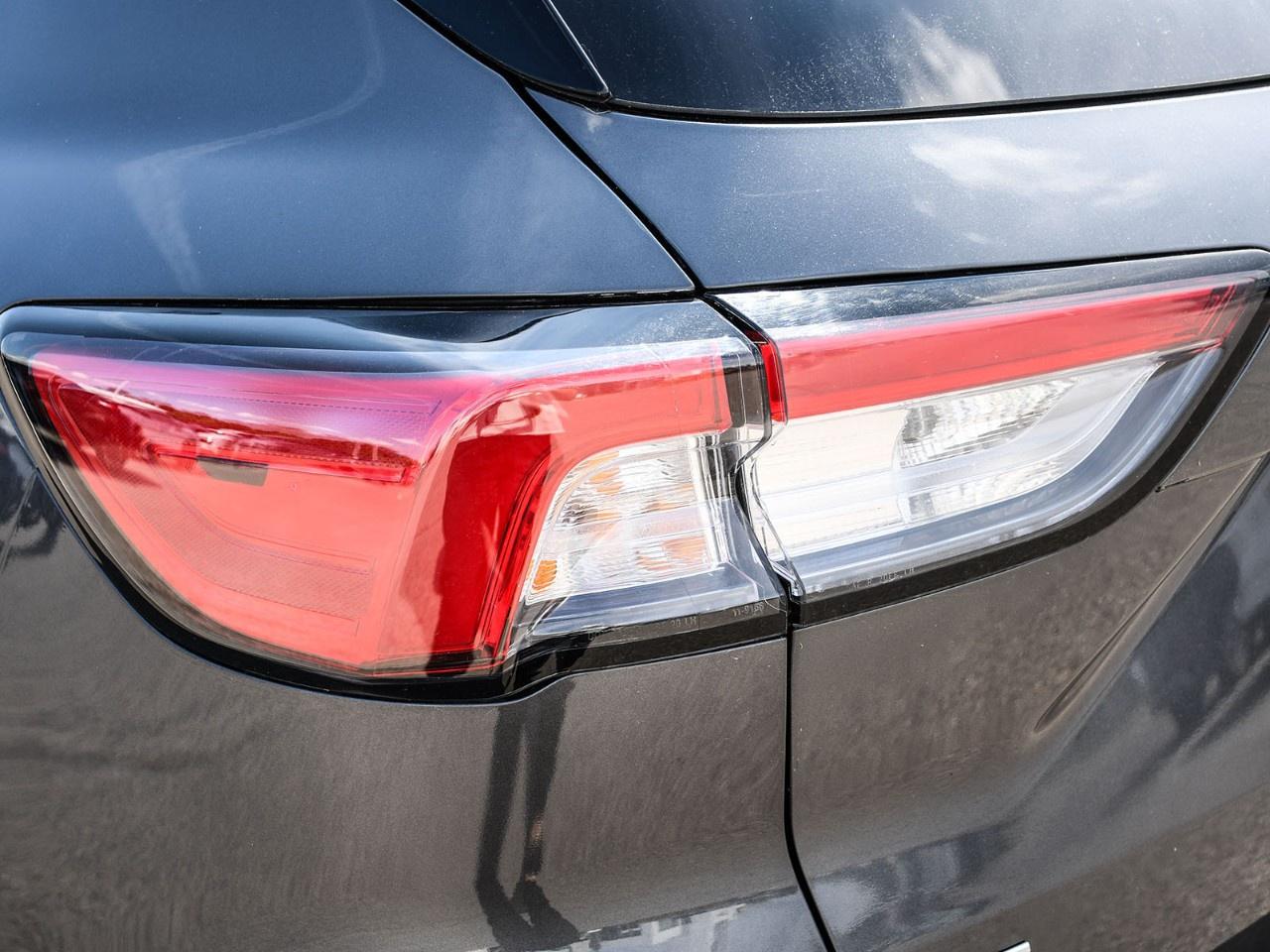 2022 Ford Escape SE AWD Photo