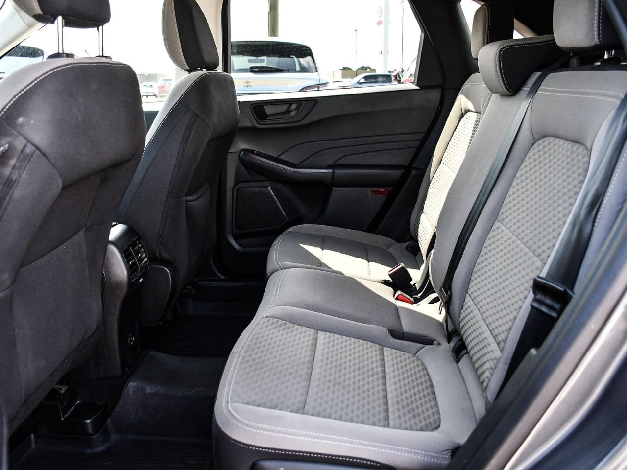 2022 Ford Escape SE AWD Photo