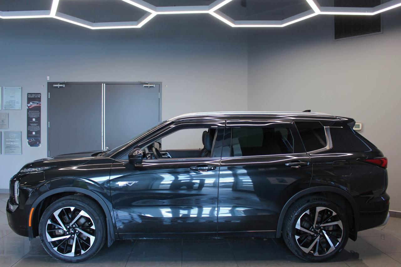 2023 Mitsubishi Outlander Plug-In Hybrid GT PLUG-IN HYBRID - HEATED SEATS/STEERING WHEEL - BOSE AUDIO Photo