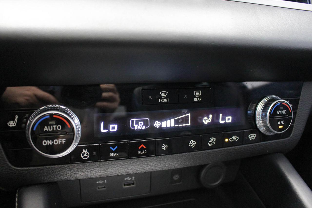 2023 Mitsubishi Outlander Plug-In Hybrid GT PLUG-IN HYBRID - HEATED SEATS/STEERING WHEEL - BOSE AUDIO Photo