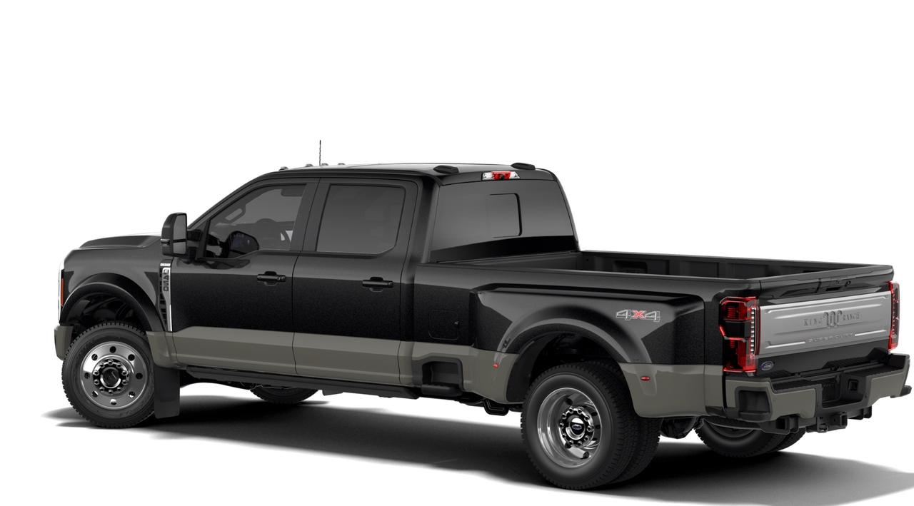 2027 Ford F-450 Super Duty DRW King Ranch Photo5