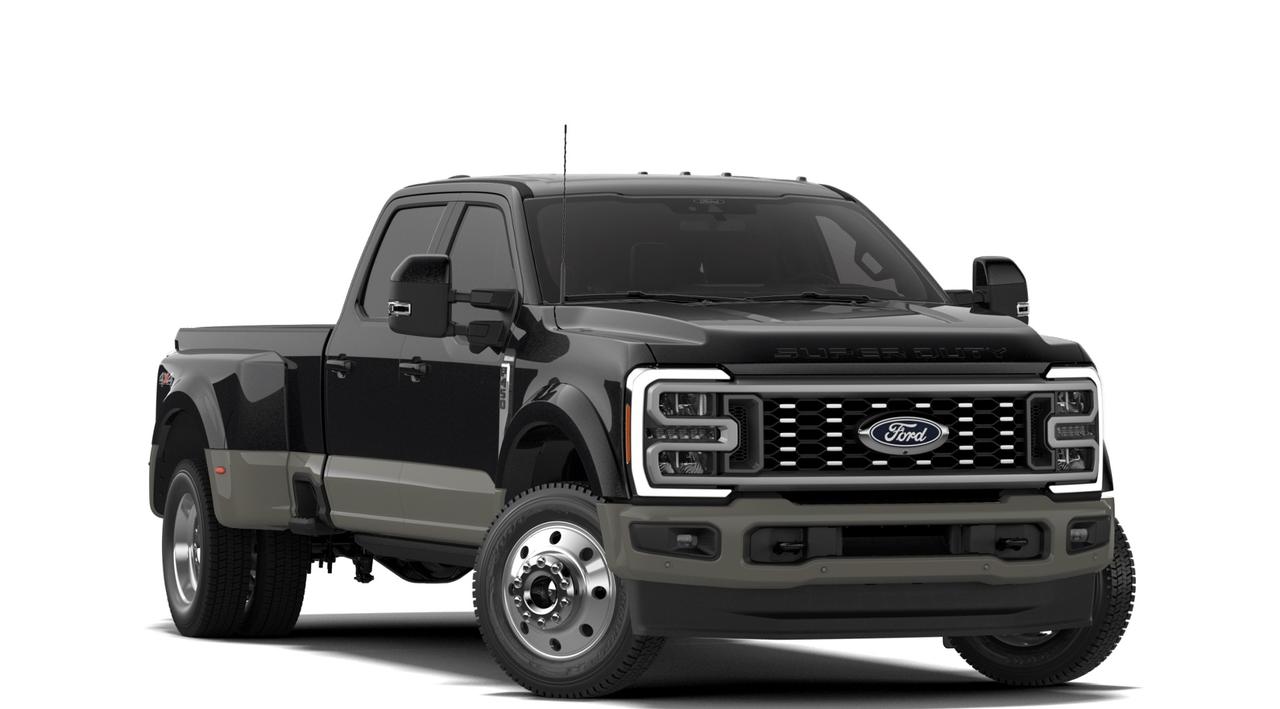 2027 Ford F-450 Super Duty DRW King Ranch Photo3