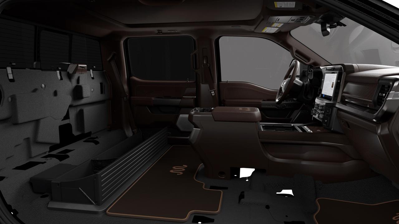 2027 Ford F-450 Super Duty DRW King Ranch Photo
