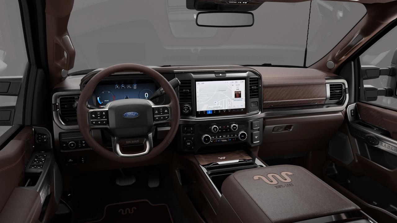 2027 Ford F-450 Super Duty DRW King Ranch Photo