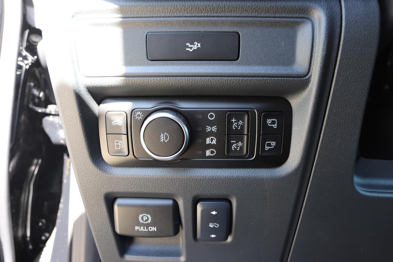 2026 Ford F-150 Lariat 4WD SuperCrew 5.5' Box Photo