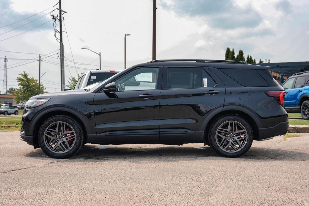 2026 Ford Explorer St 4wd | PANO ROOF | 7 PASSENGER |  HEATED STEERIN Photo
