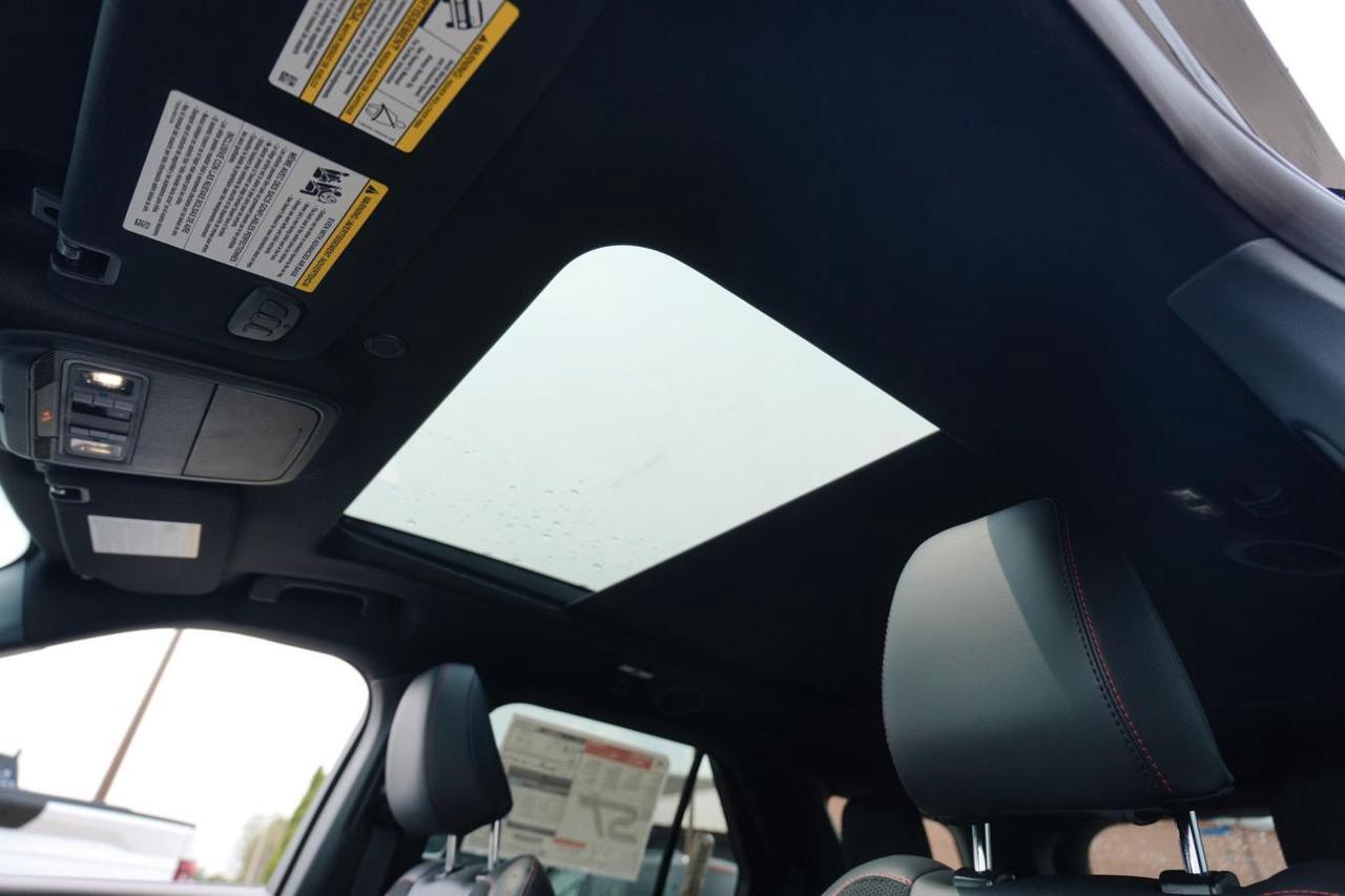 2026 Ford Explorer St 4wd | PANO ROOF | 7 PASSENGER |  HEATED STEERIN Photo