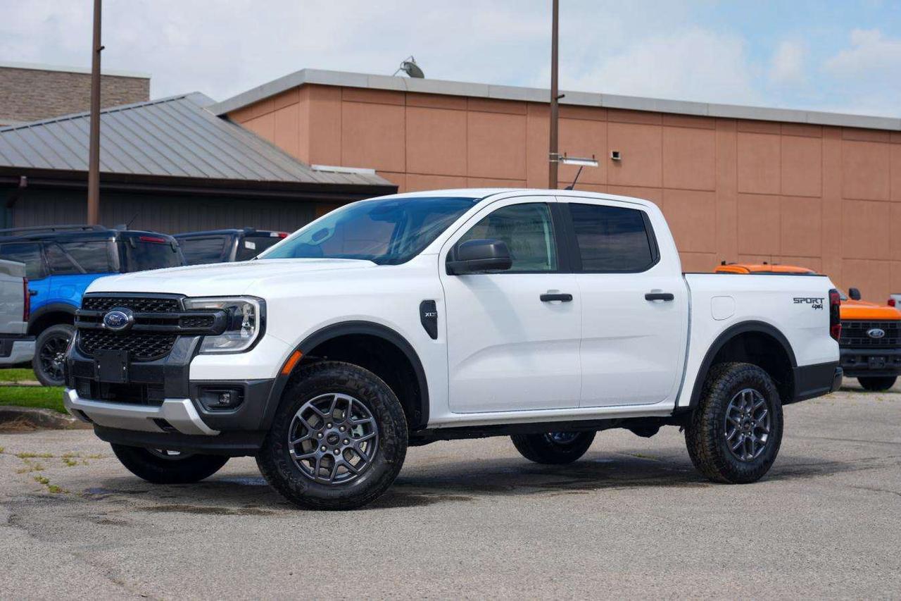 2026 Ford Ranger XLT 4X4 SUPERCREW 5' BOX CLOTH SEATS Photo
