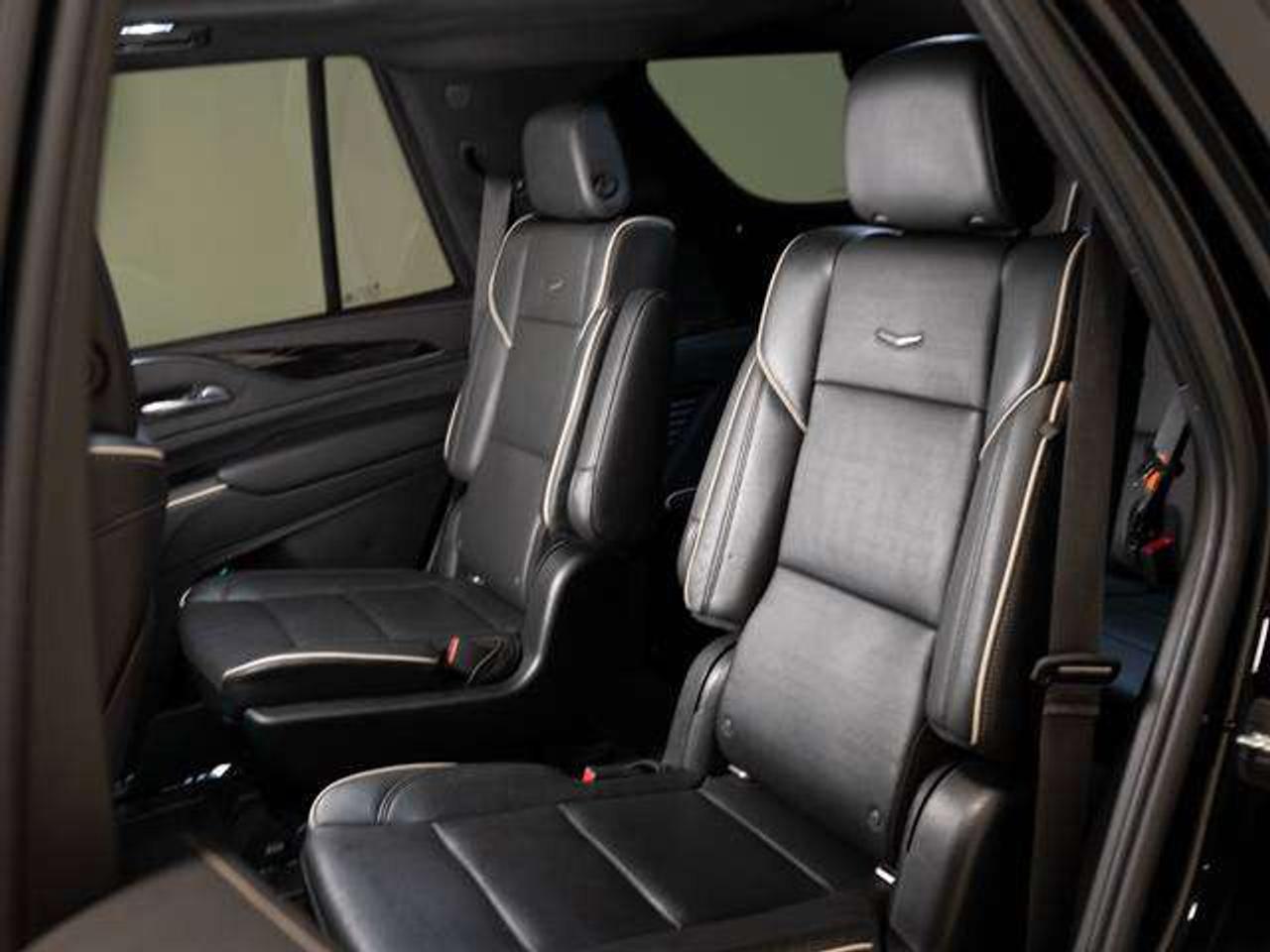 2021 Cadillac Escalade SPORT | 600 | 7 PASS | ASSIST PKG | 22 IN Photo