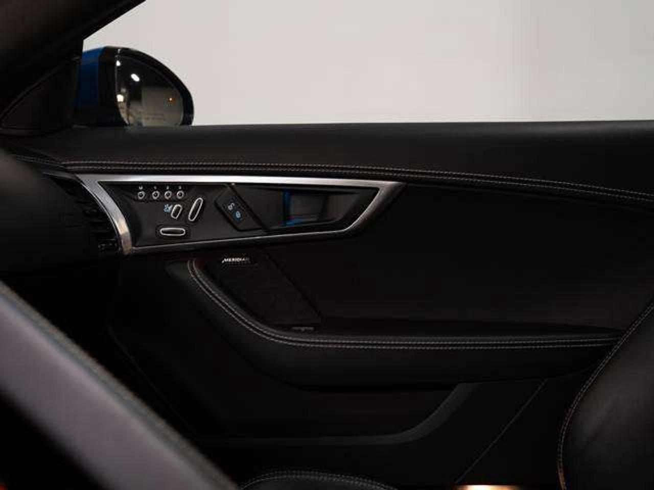 2018 Jaguar F-Type R | PANO | MERIDIAN | 20 IN Photo