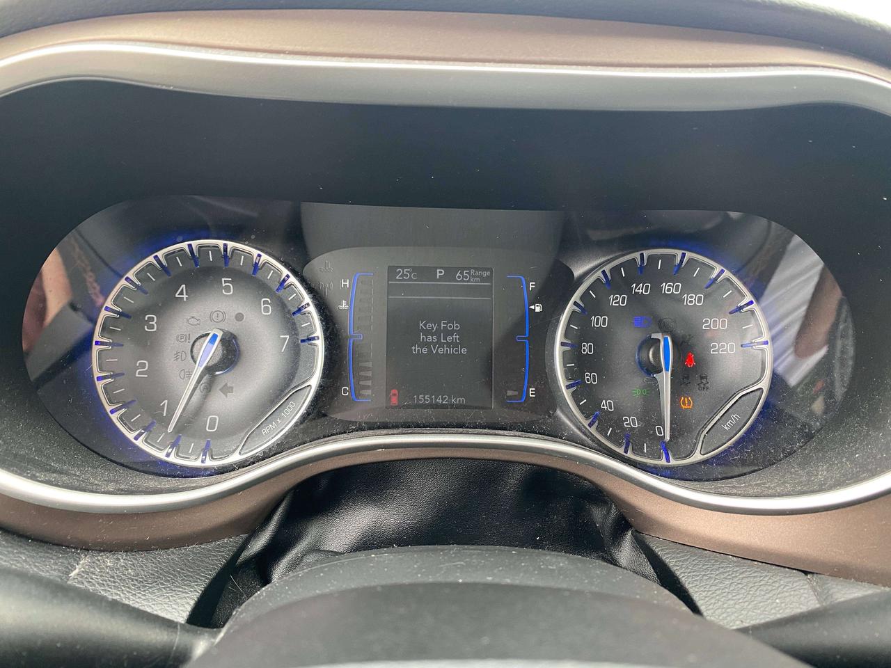 2019 Chrysler Pacifica LX, CLEAN CARFAX, REMOTE START, BACK UP CAM! - Photo #13
