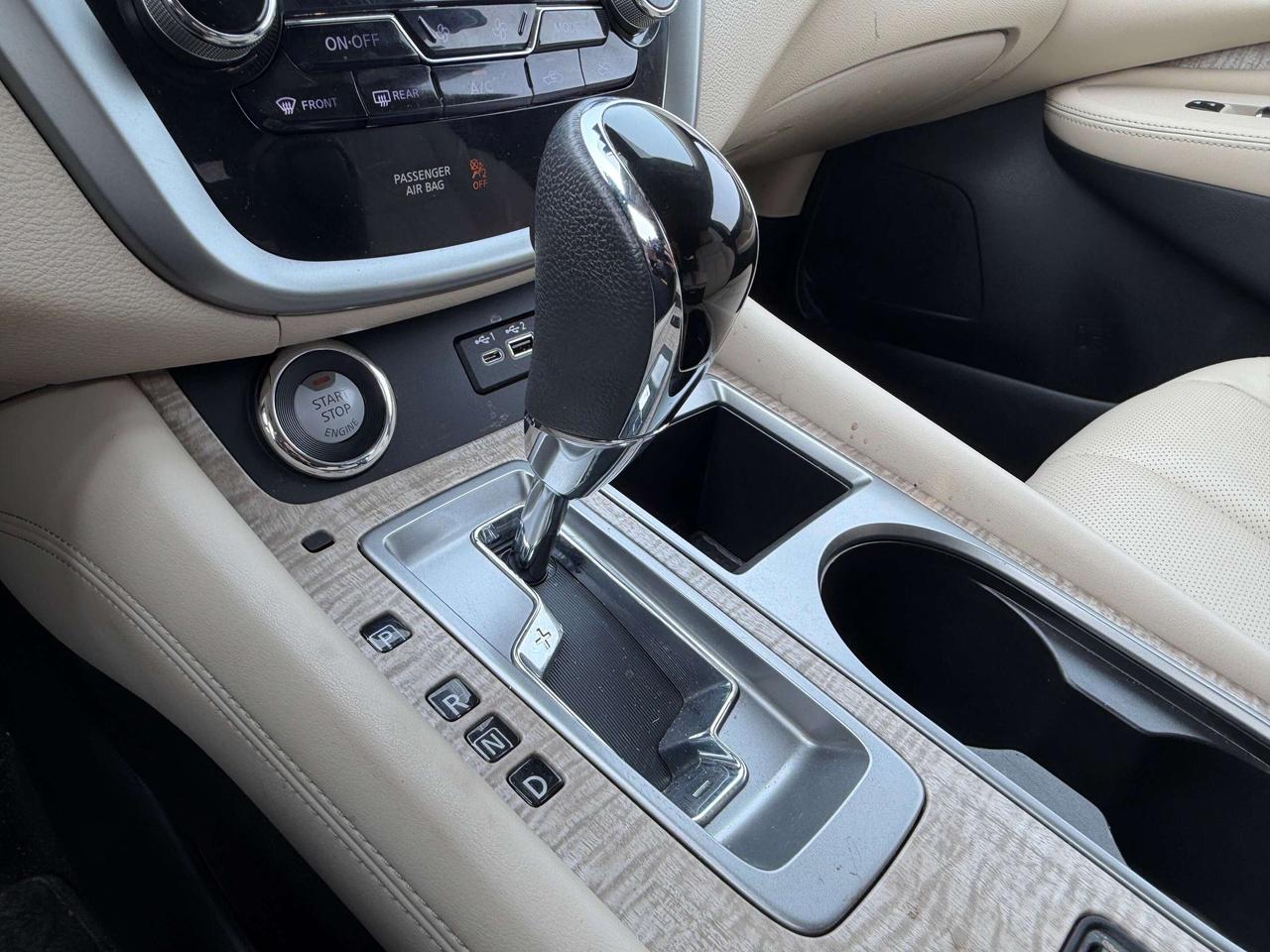 2021 Nissan Murano SL, HEATED LEATHER, SUNROOF, REMOTE START! Photo