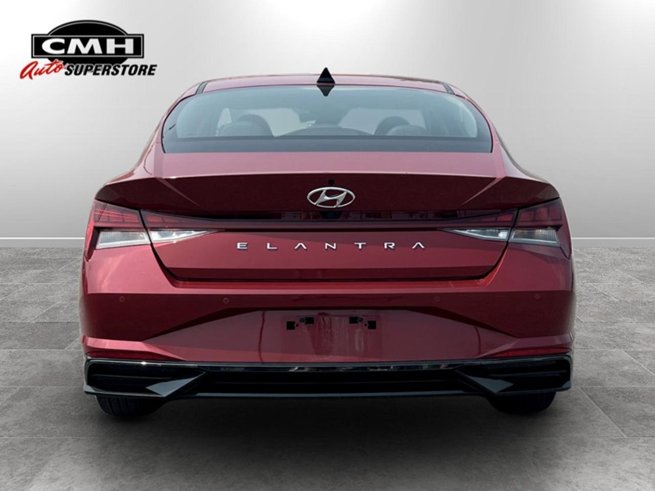 2022 Hyundai Elantra Ultimate w/Tech Pkg  - Low Mileage Photo
