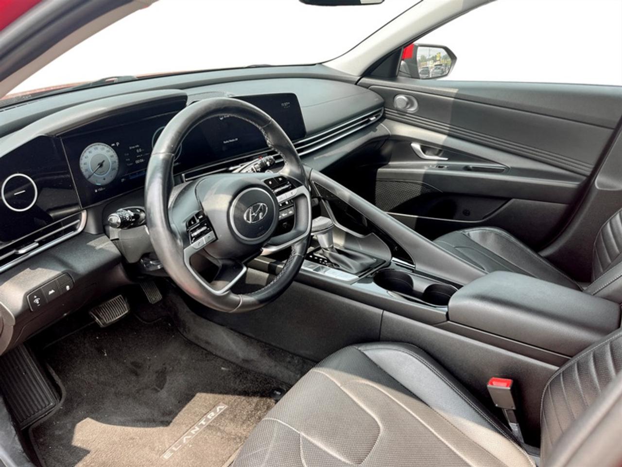 2022 Hyundai Elantra Ultimate w/Tech Pkg  - Low Mileage Photo