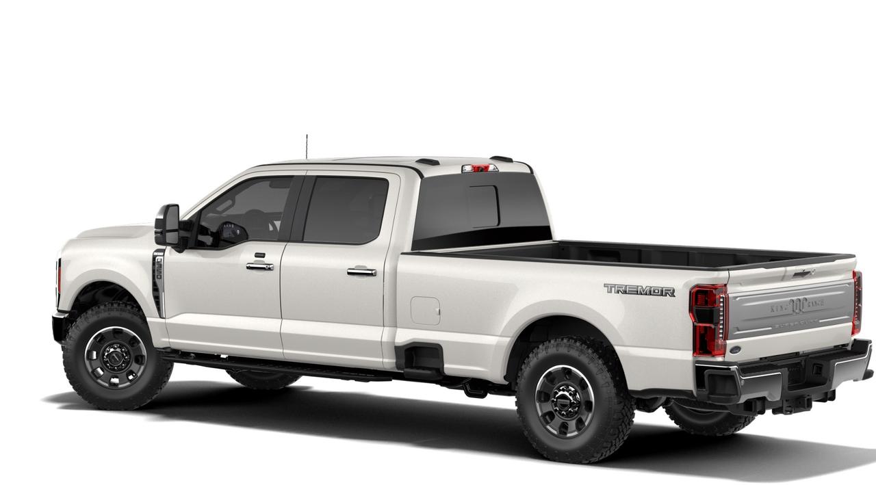 2027 Ford F-350 Super Duty SRW King Ranch Photo1