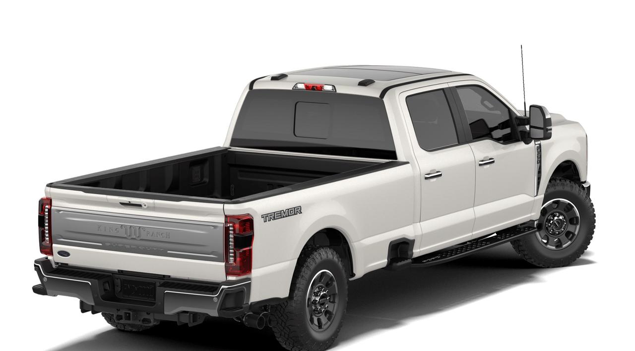 2027 Ford F-350 Super Duty SRW King Ranch Photo2