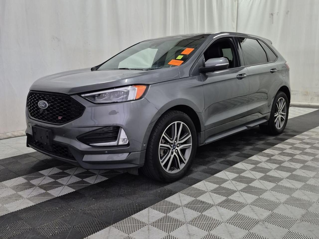 2024 Ford Edge ST Photo0