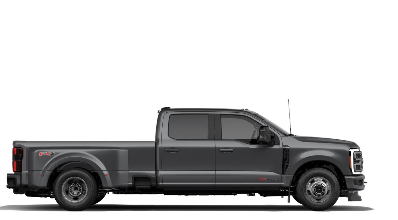 2027 Ford F-350 Super Duty DRW Platinum Photo4