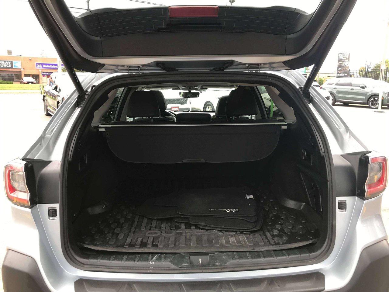 2023 Subaru Outback Limited XT Photo