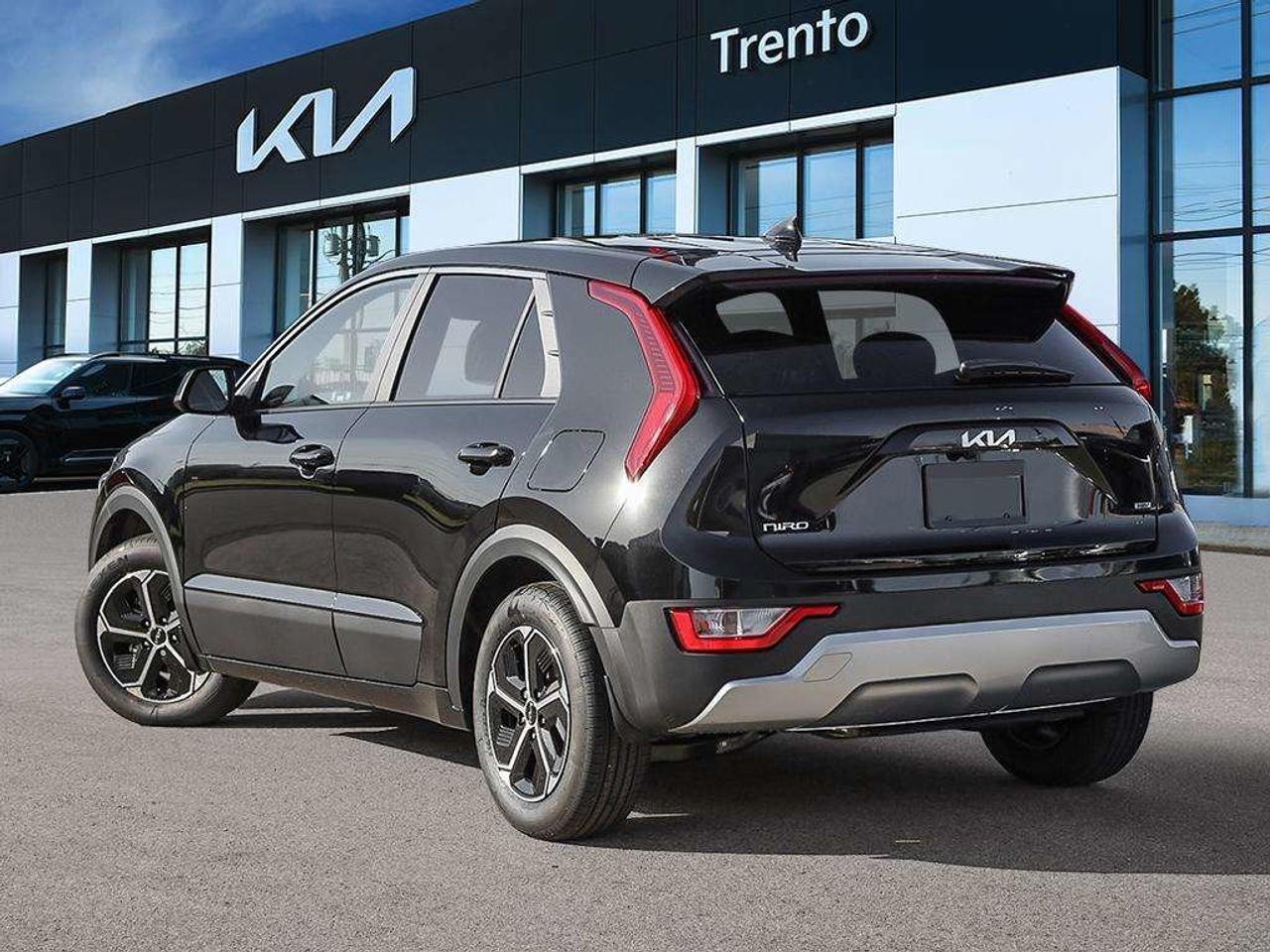 2026 Kia Niro HEV LX Photo