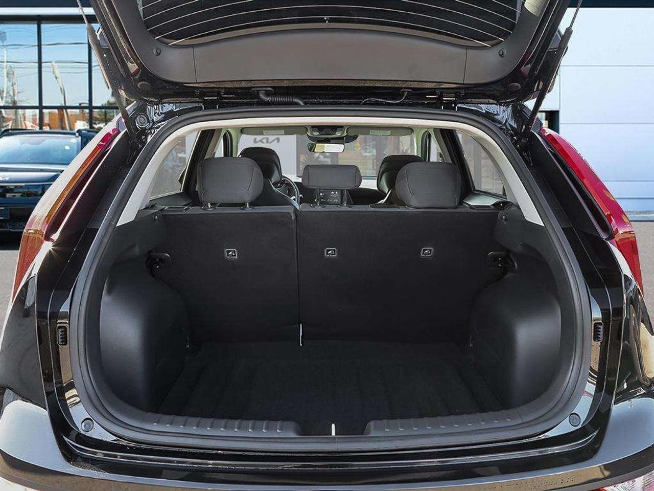 2026 Kia Niro HEV LX Photo