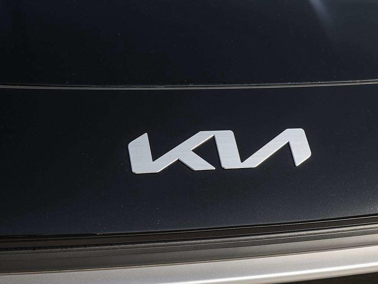 2026 Kia Niro HEV LX Photo