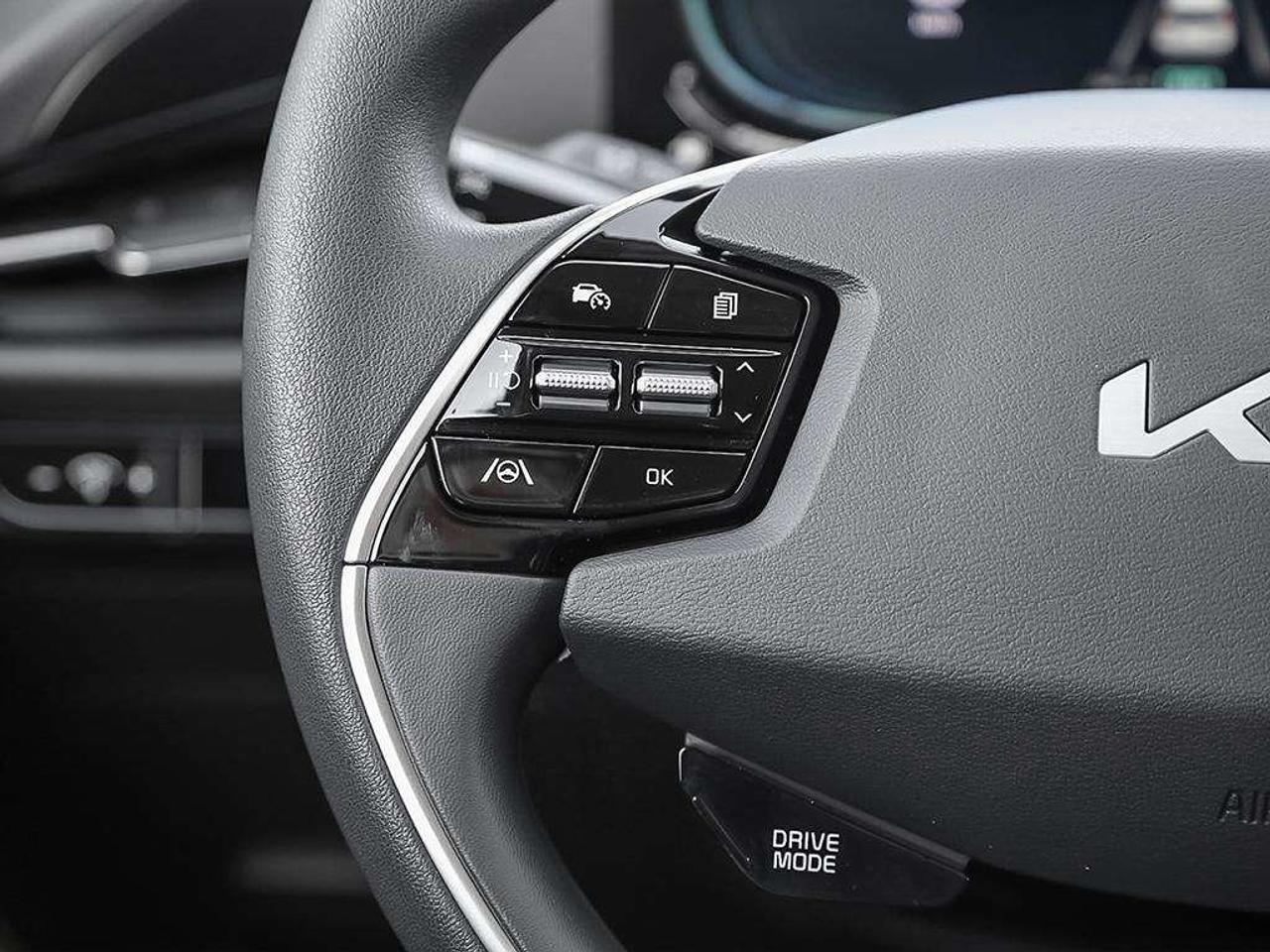 2026 Kia Niro HEV LX Photo