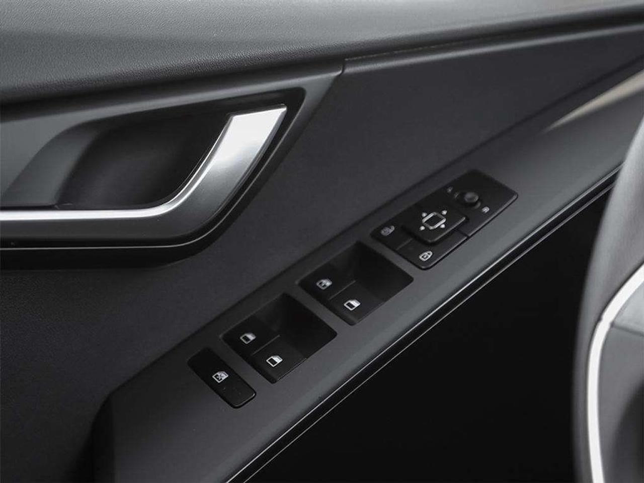 2026 Kia Niro HEV LX Photo