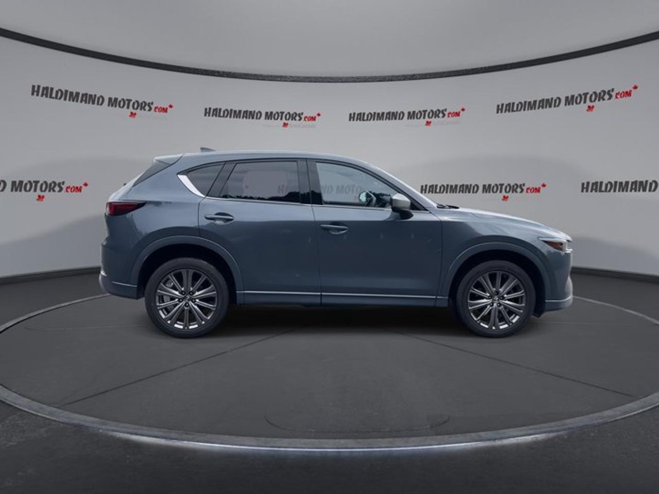 2024 Mazda CX-5 Signature AWD | Ventilated Seats | 360 Camera | Leather Seats Photo