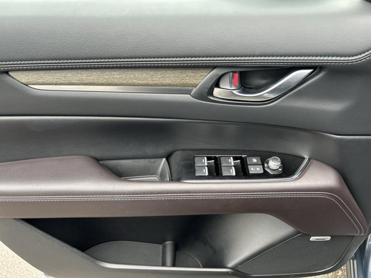 2024 Mazda CX-5 Signature AWD | Ventilated Seats | 360 Camera | Leather Seats Photo