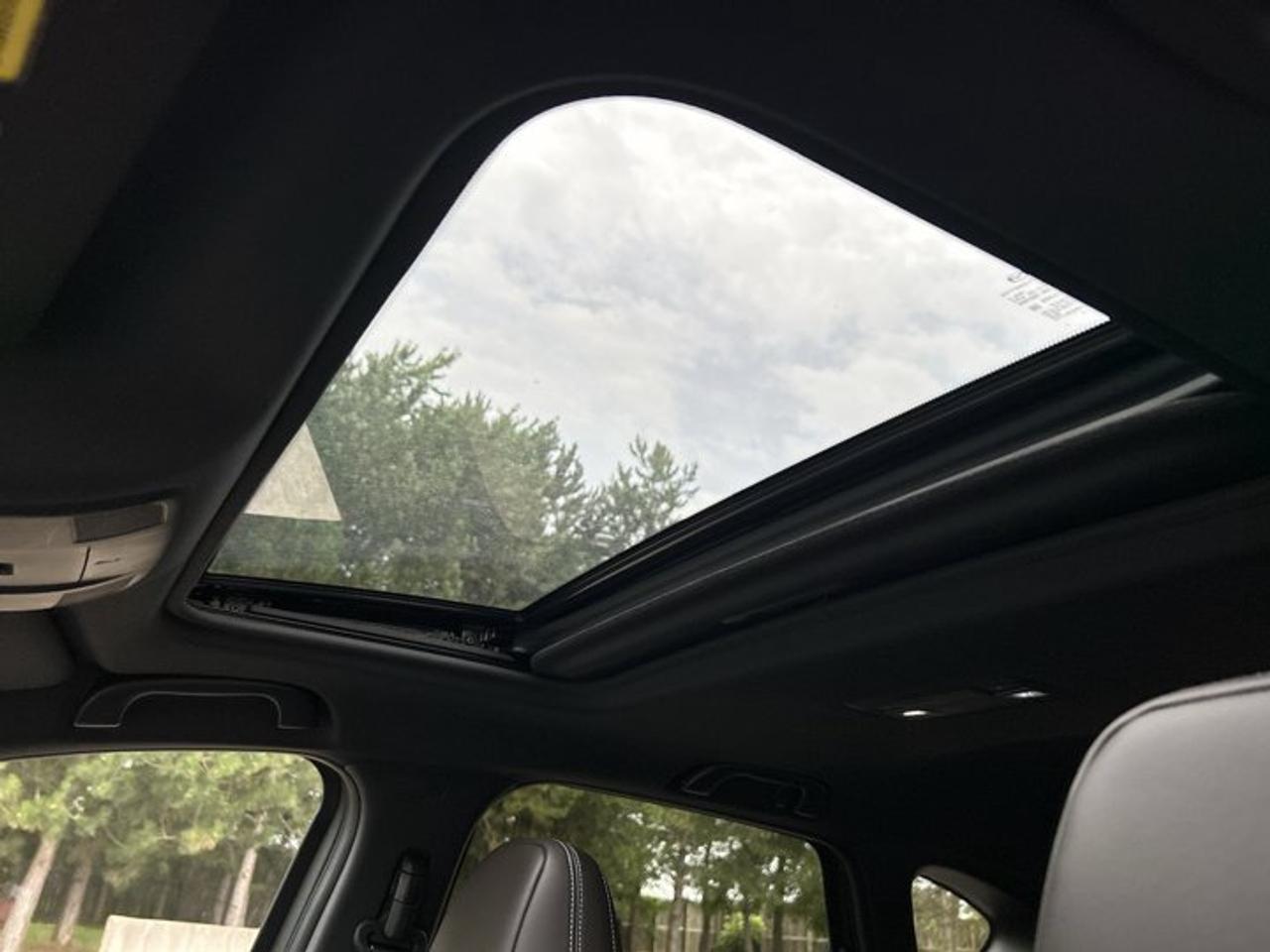 2024 Mazda CX-5 Signature AWD | Ventilated Seats | 360 Camera | Leather Seats Photo