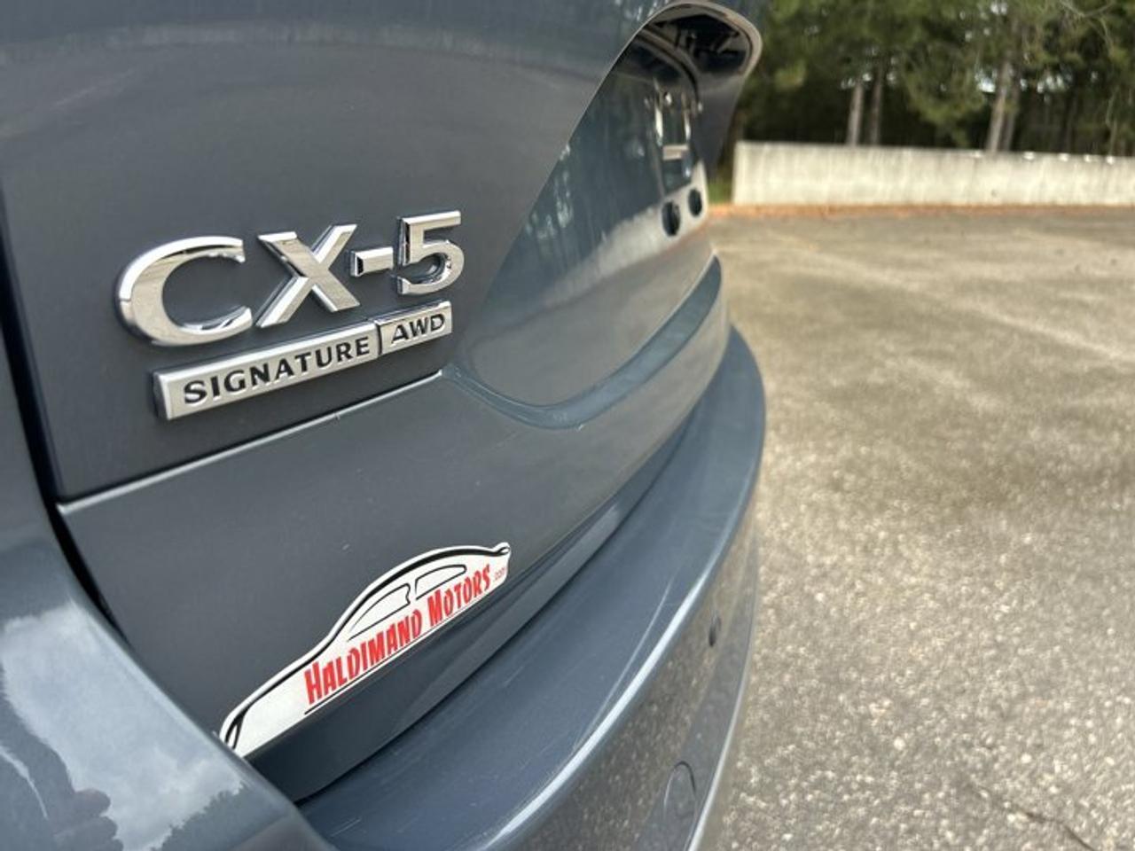 2024 Mazda CX-5 Signature AWD | Ventilated Seats | 360 Camera | Leather Seats Photo