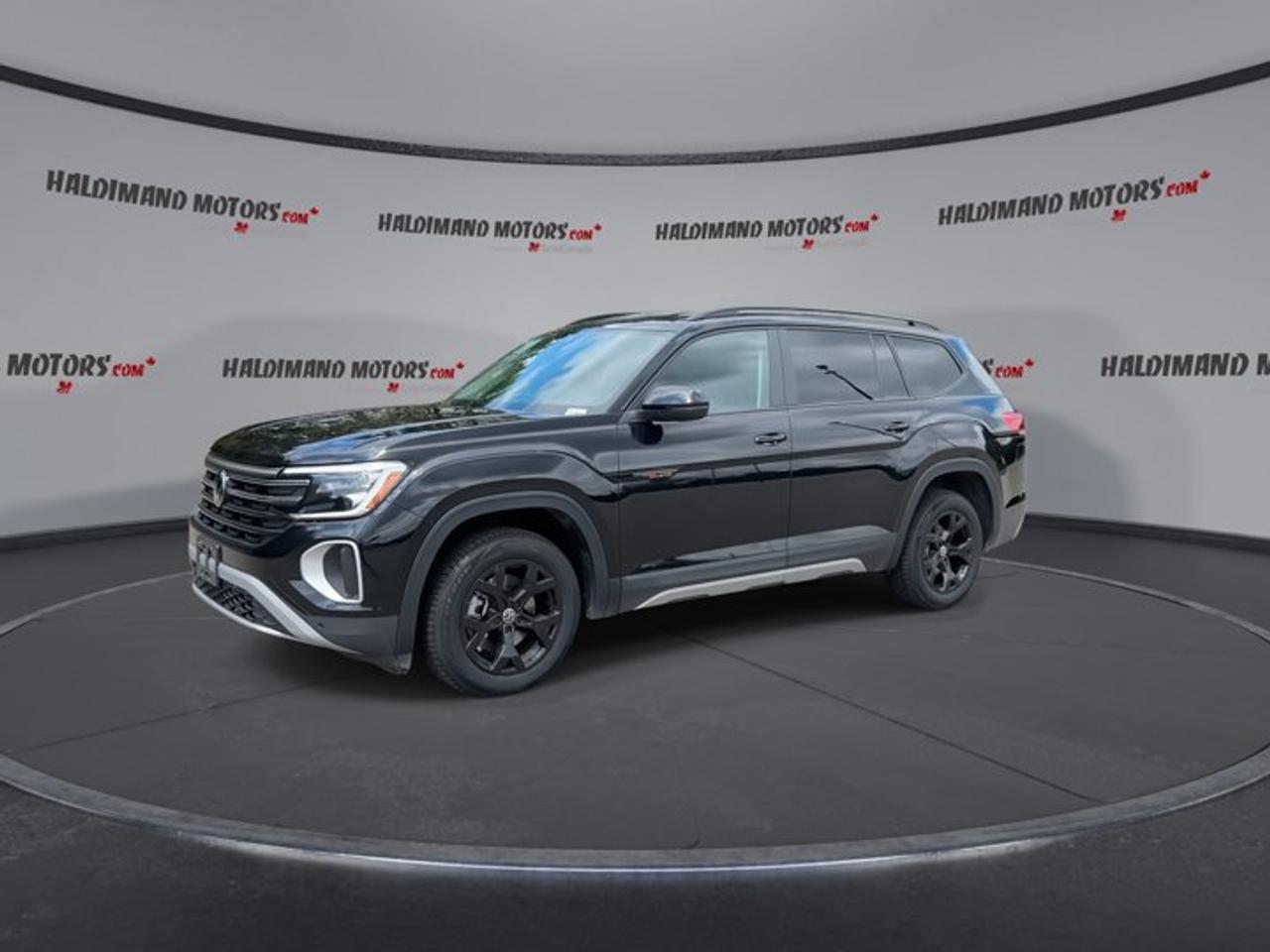 2025 Volkswagen Atlas Peak Edition 4WD | No Accidents | Ventilated Seats Photo3