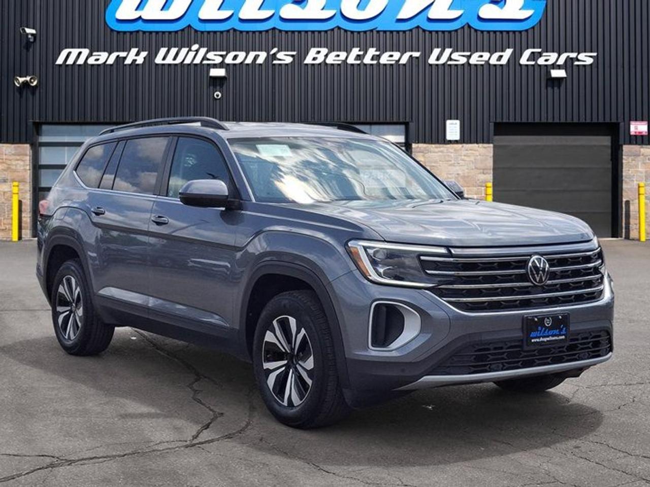2025 Volkswagen Atlas Comfortline AWD | Leather | Cooled + Heated Seats | Heated Wheel | Adaptive Cruise | and More ! Photo