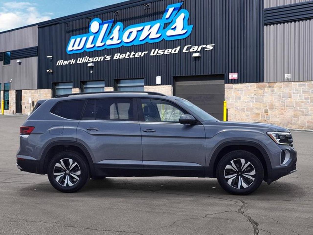 2025 Volkswagen Atlas Comfortline AWD | Leather | Cooled + Heated Seats | Heated Wheel | Adaptive Cruise | and More ! Photo