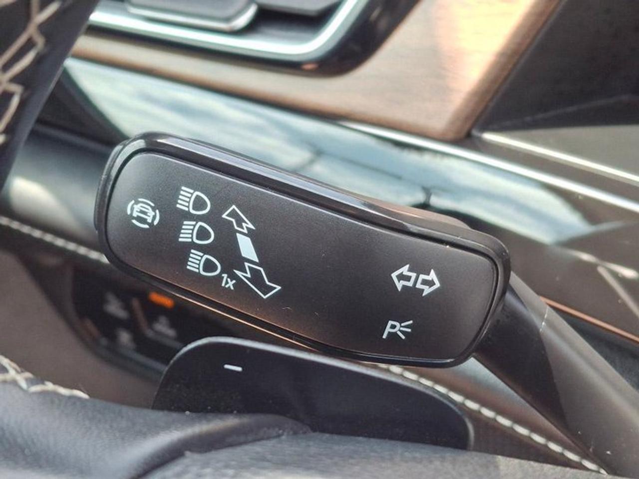 2025 Volkswagen Atlas Comfortline AWD | Leather | Cooled + Heated Seats | Heated Wheel | Adaptive Cruise | and More ! Photo