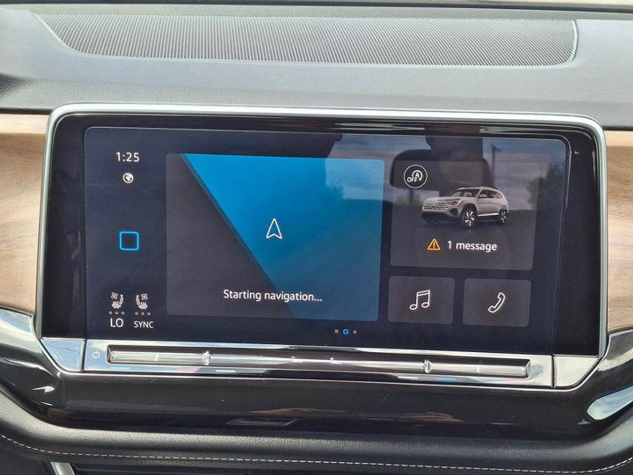 2025 Volkswagen Atlas Comfortline AWD | Leather | Cooled + Heated Seats | Heated Wheel | Adaptive Cruise | and More ! Photo