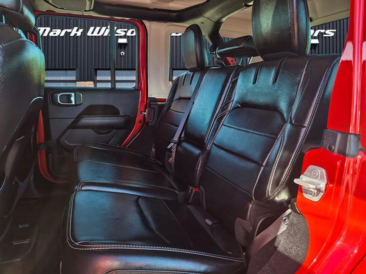 2022 Jeep Wrangler 4xe Unlimited Sahara 4xE | Split Leather | Heated Seats + Steering | Alpine Audio | CarPlay & More ! Photo