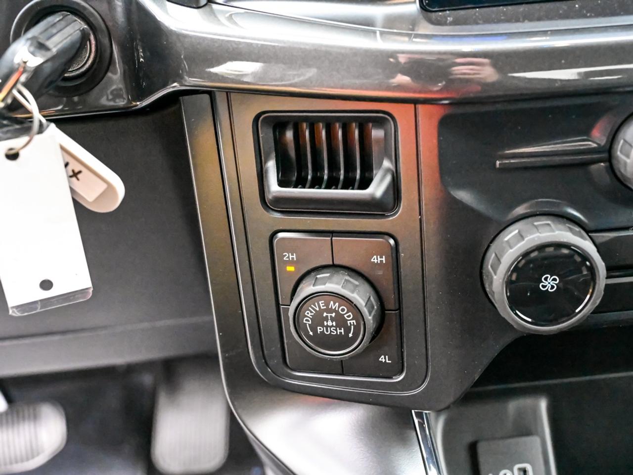 2026 Ford F-150 STX Photo