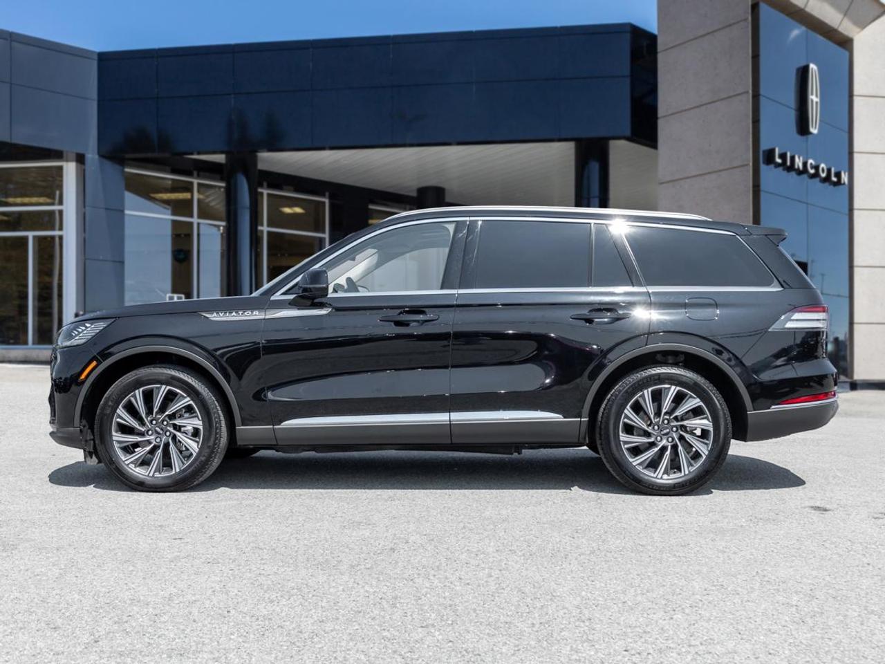 2025 Lincoln Aviator Premiere Photo2