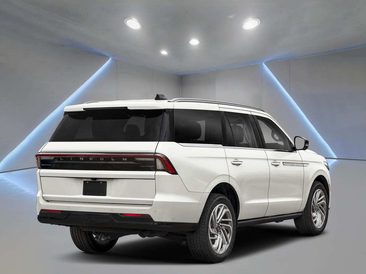 2027 Lincoln Navigator Reserve Photo