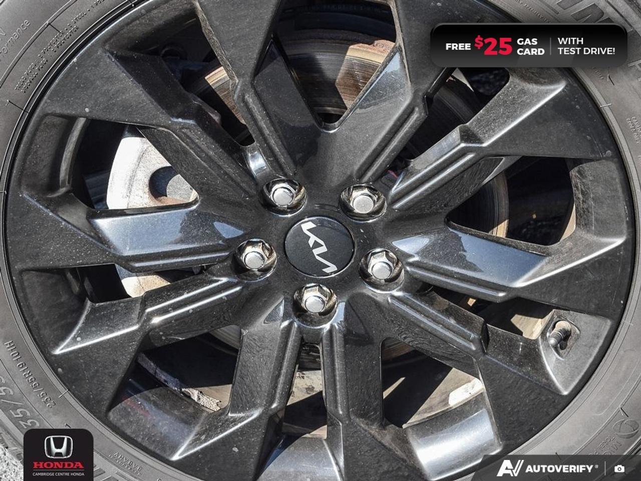 2022 Kia Carnival SX Photo