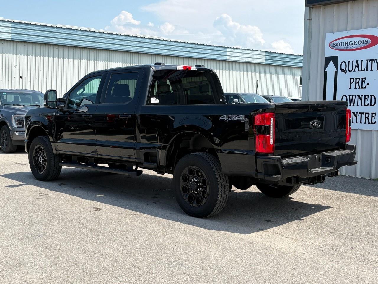 2026 Ford F-350 Super Duty SRW XLT 4WD CREW CAB 6.75' BOX Photo