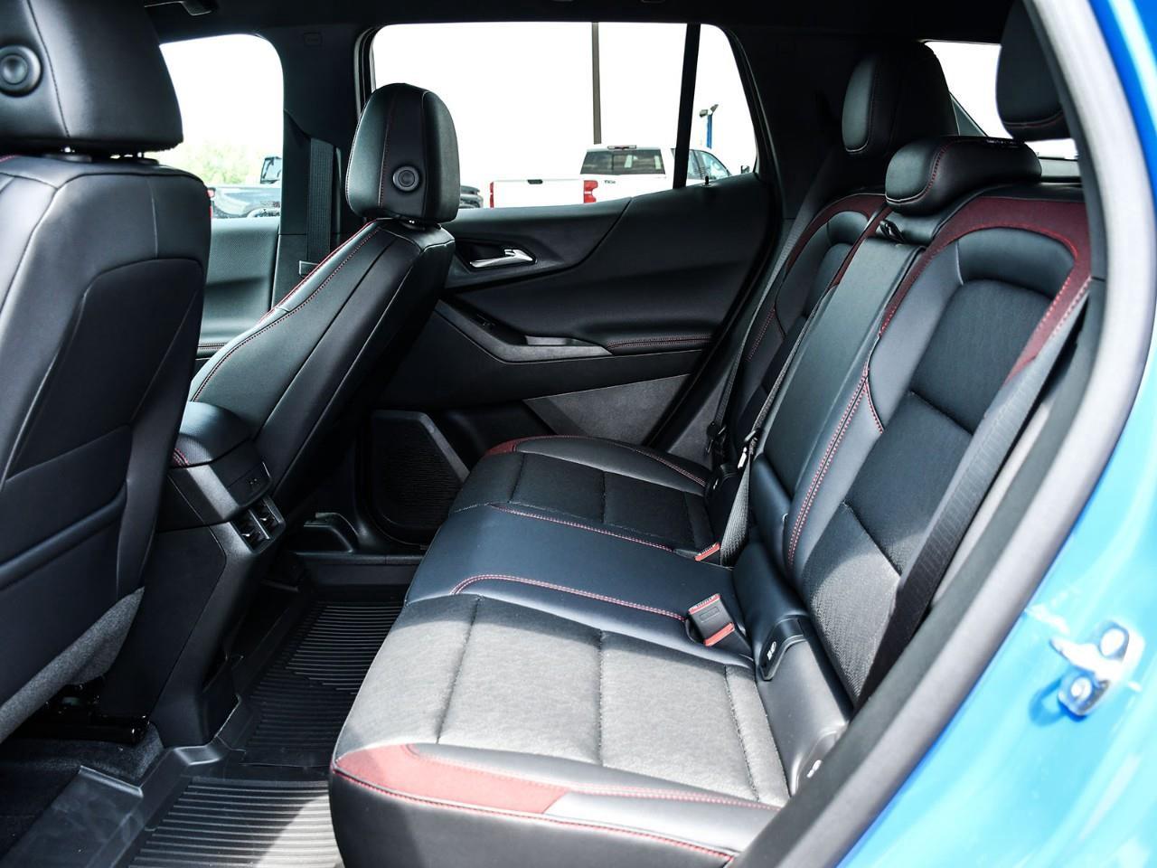 2027 Chevrolet Equinox RS Photo