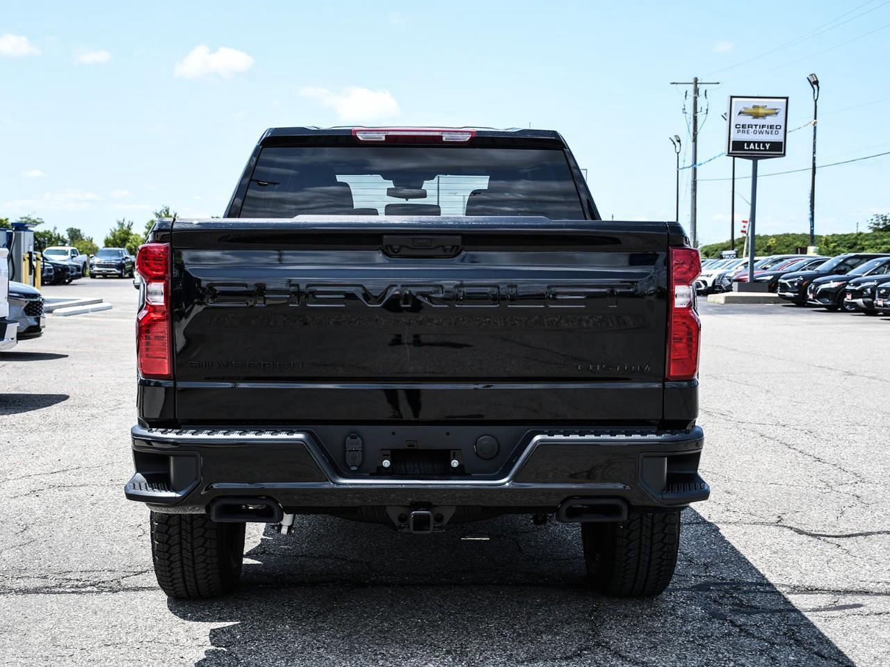 2026 Chevrolet Silverado 1500 Custom Trail Boss Photo4