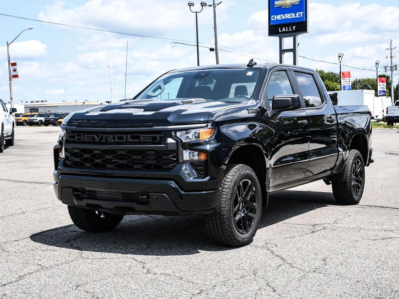 2026 Chevrolet Silverado 1500 Custom Trail Boss Photo2